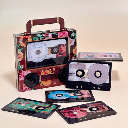 🔥Retro Speaker NFC Cassette Fridge Magnet🃏📻-Play classic music via magnetic scene cards 🎶✨