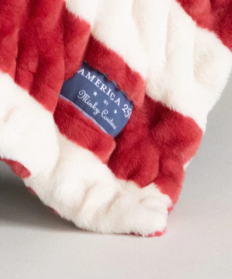 🇺🇸❤️American Flag Flannel Blanket — Ultra-Soft Flannel | Non-Shedding | Suitable for All Seasons | Available in Three Sizes