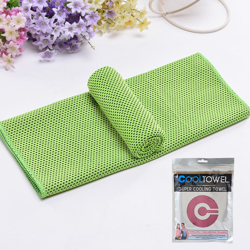 ❄️ Instant Cooling Towel – Lightweight Super Absorbent Towel for Sports, Travel & Outdoor Heat Relief