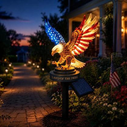 🔥Solar Eagle Garden Light – A Glowing Tribute to American Freedom