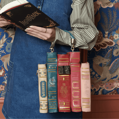 🔥2026 HOT SALE 49% OFF 📚 Vintage Stacked Book Novelty Handbag