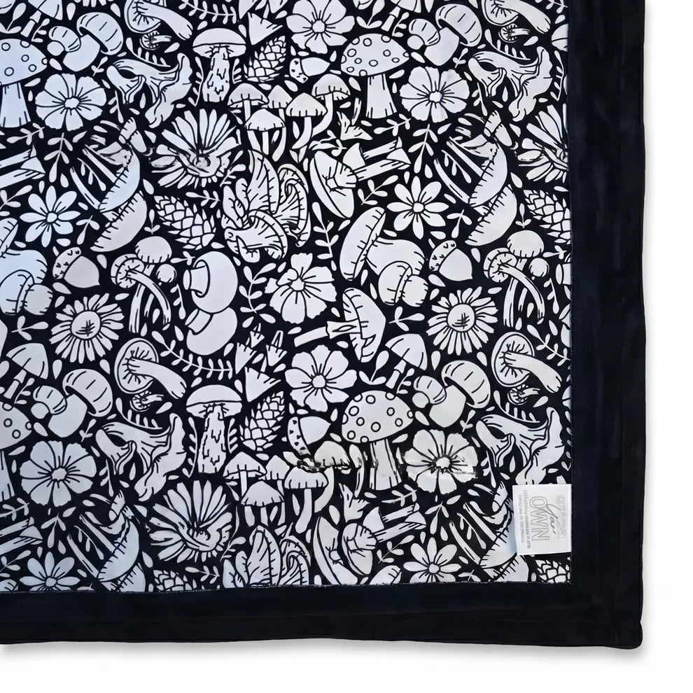DIY Colouring Blanket with Fabric Markers